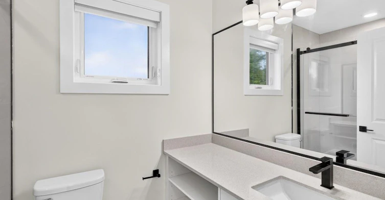 11306 123 Street Northwest, Edmonton, AB, T5M 0E9 - 32