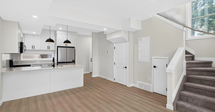 Garden-11306 123 Street Northwest, Edmonton, AB, T5M 0E9 - 9