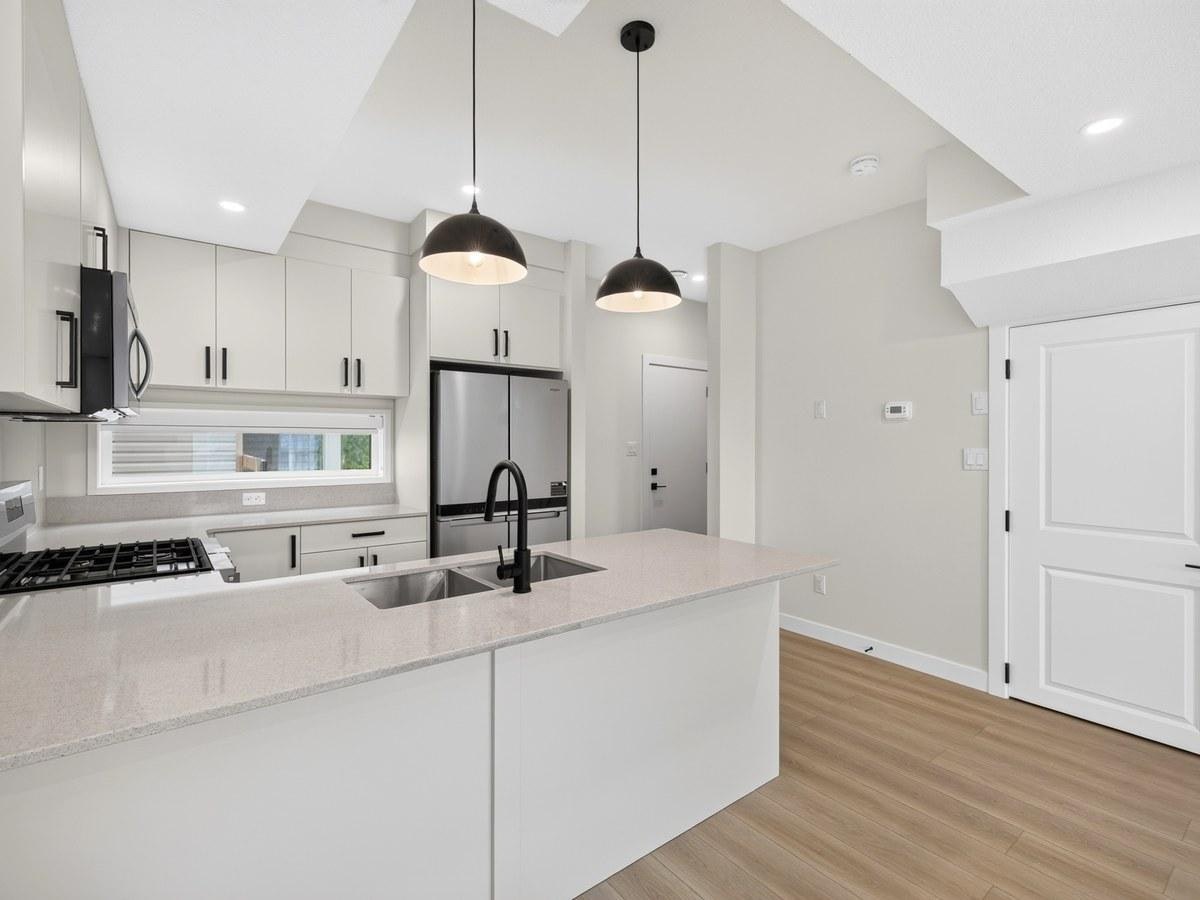 Garden-11306 123 Street Northwest, Edmonton, AB, T5M 0E9 - 5