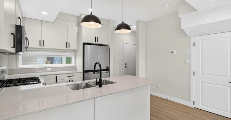 Garden-11306 123 Street Northwest, Edmonton, AB, T5M 0E9 - 5