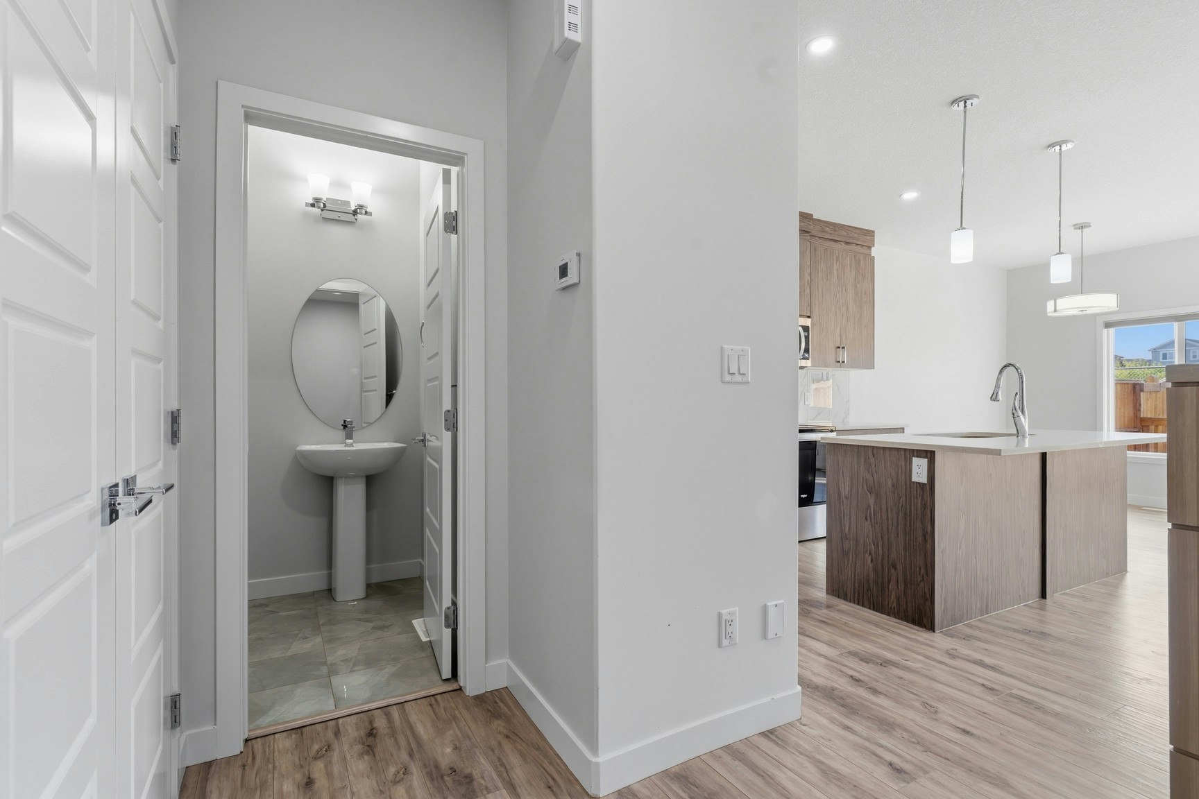 8805 Carson Way Southwest, Edmonton, AB, T6W 1A7 - 3