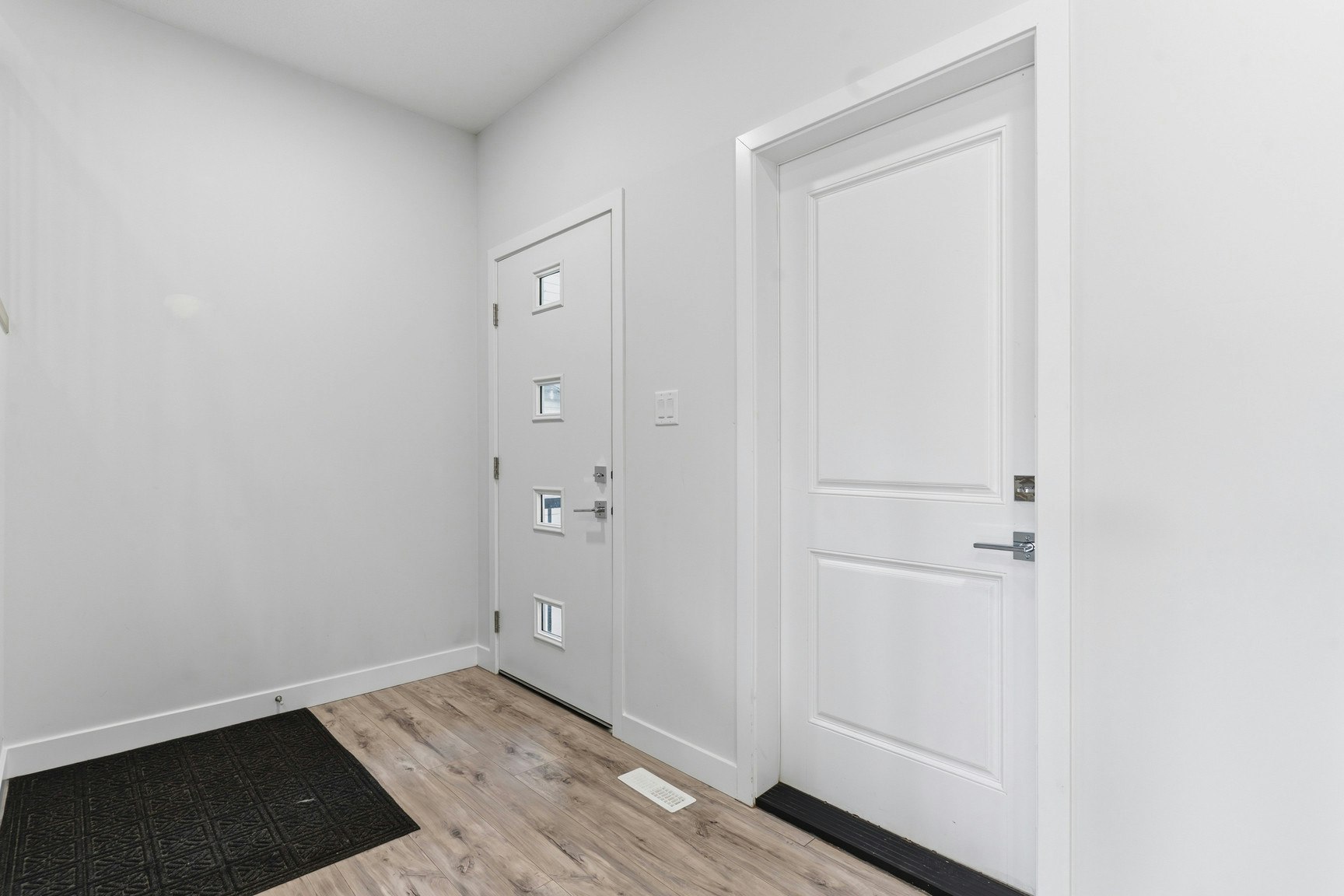 8805 Carson Way Southwest, Edmonton, AB, T6W 1A7 - 2