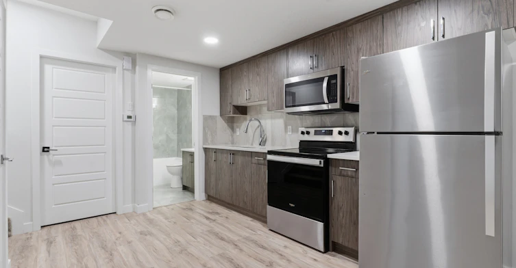 8805 Carson Way Southwest, Edmonton, AB, T6W 1A7 - 2