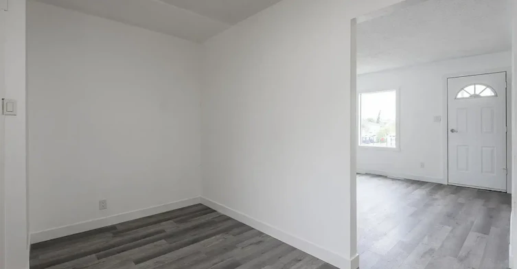 A-1831 44 Street Southeast, Calgary, AB, T2A 0T7 - 4