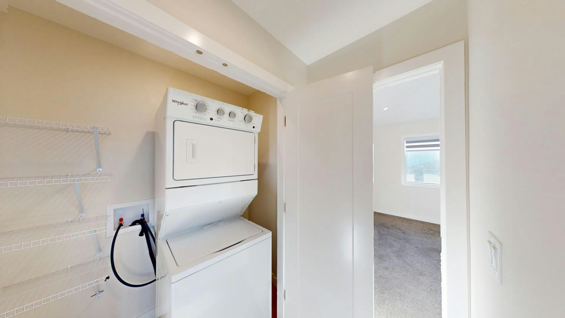 15828 100a Avenue NW, Edmonton, AB, T5P 0L8 - 9