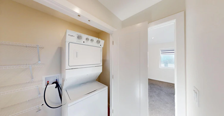 15828 100a Avenue NW, Edmonton, AB, T5P 0L8 - 9