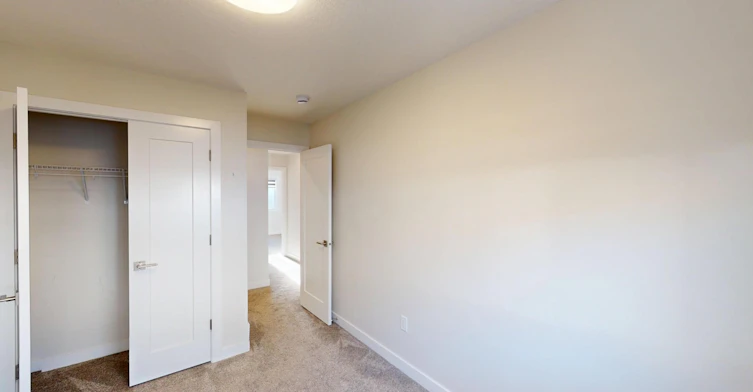 15828 100a Avenue NW, Edmonton, AB, T5P 0L8 - 5
