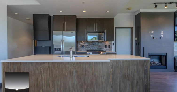 1088 West 14th Avenue, Vancouver, BC, V6H 0A6 - 3