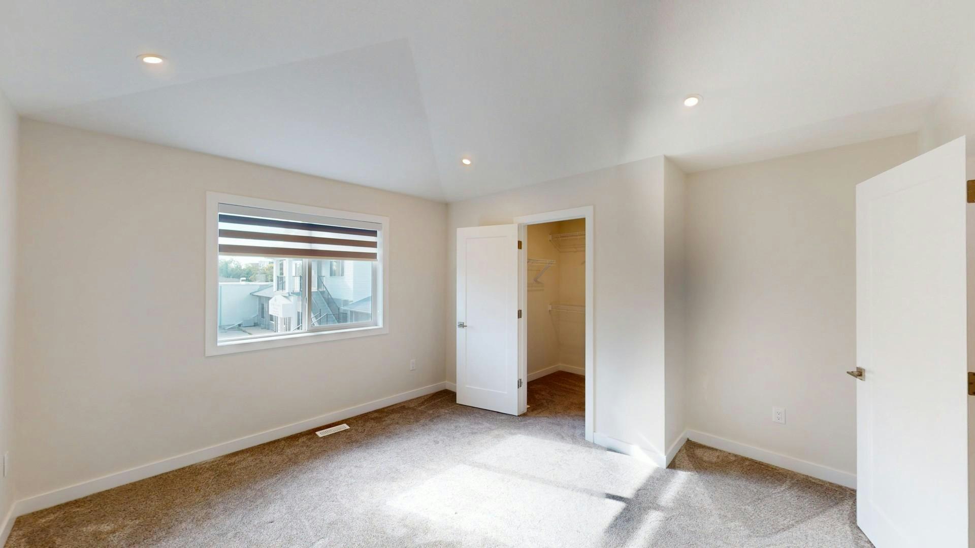 15824 100a Avenue NW, Edmonton, AB, T5P 0L8 - 7
