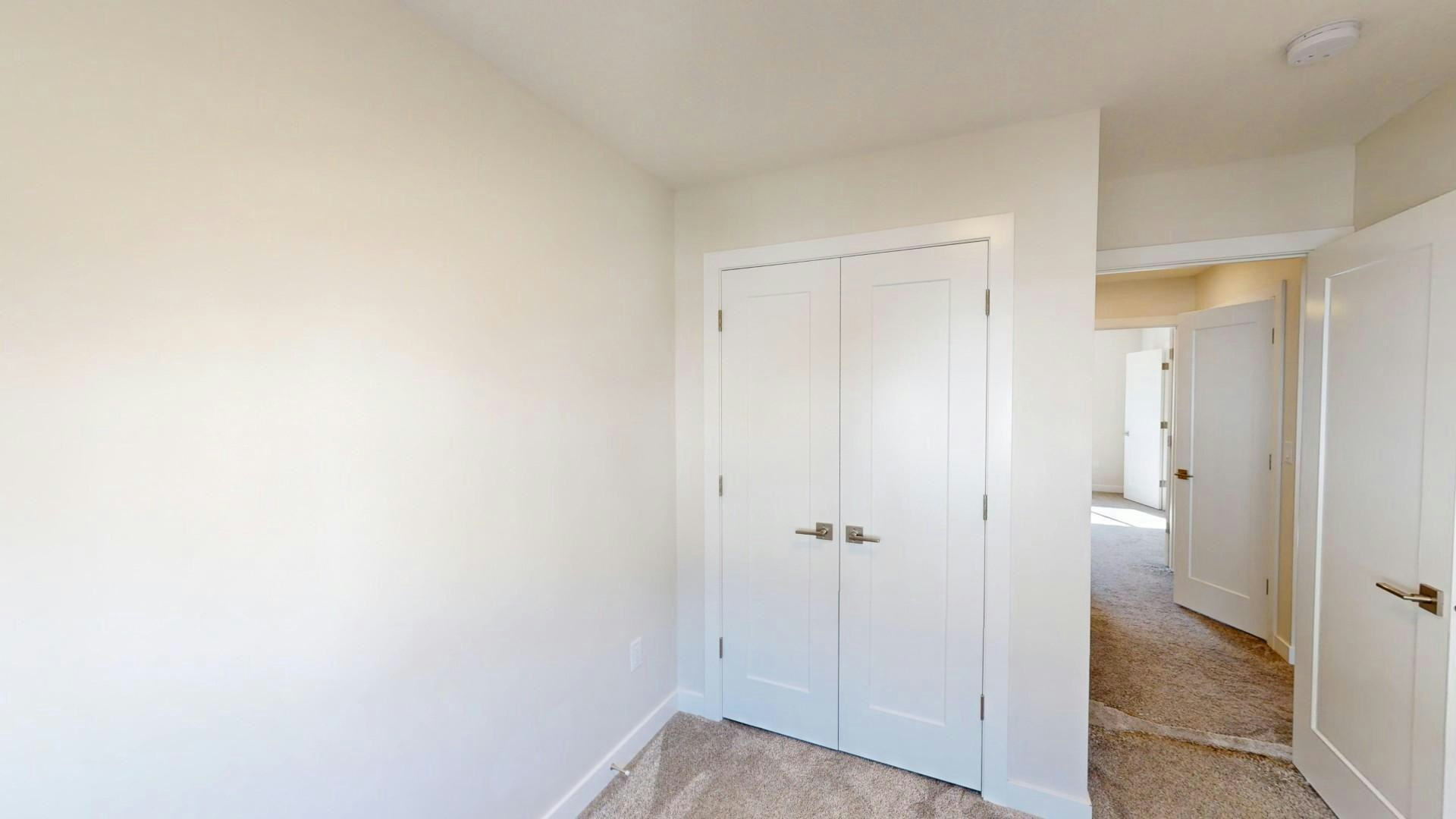 15824 100a Avenue NW, Edmonton, AB, T5P 0L8 - 12