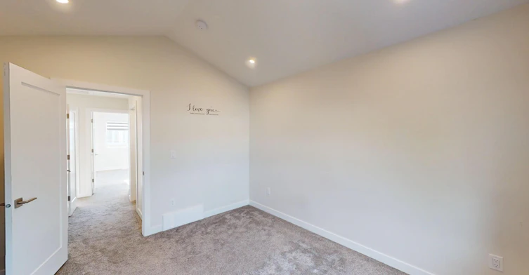 15818 100a Avenue NW, Edmonton, AB, T5P 0L8 - 9