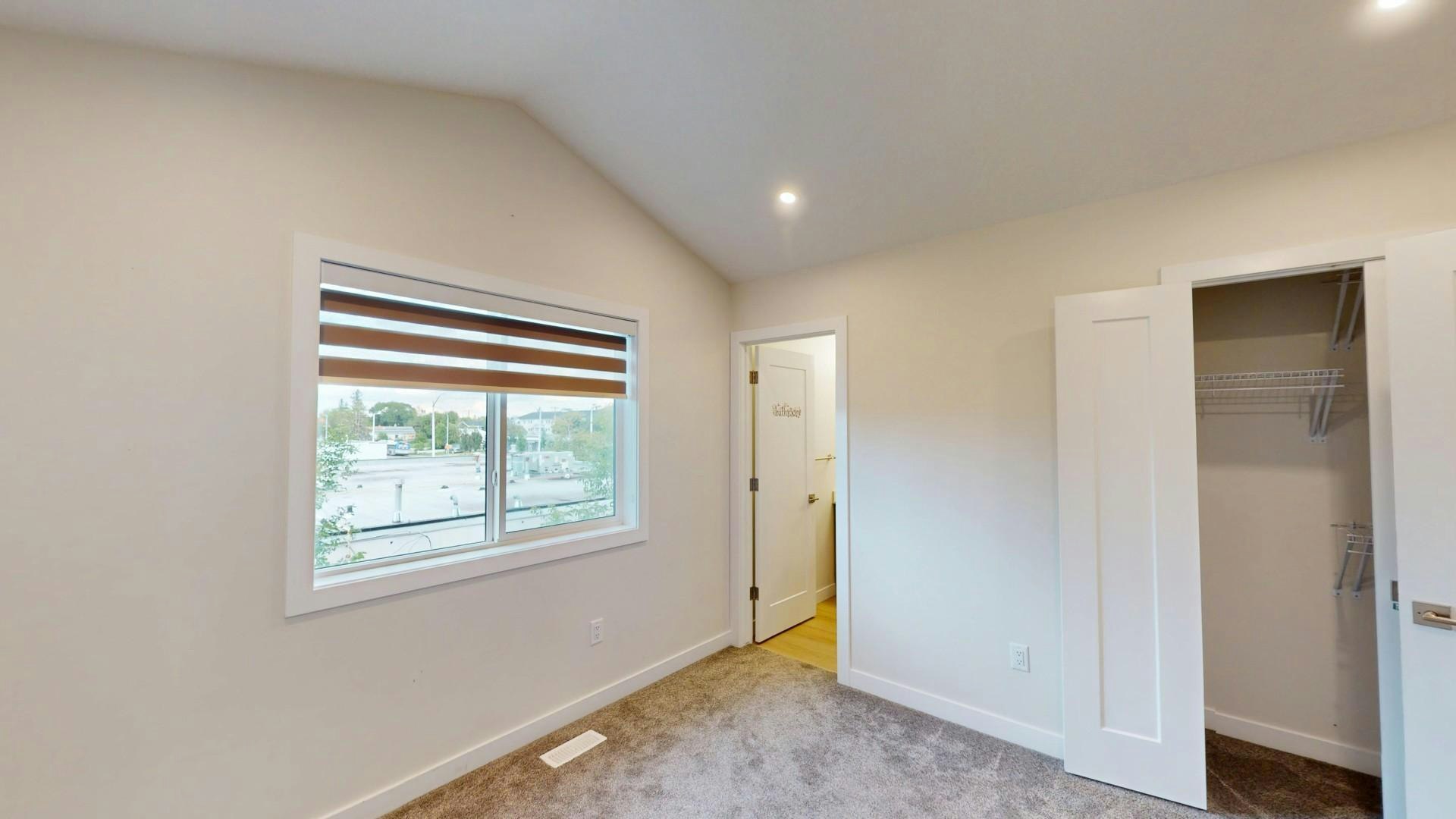 15818 100a Avenue NW, Edmonton, AB, T5P 0L8 - 10