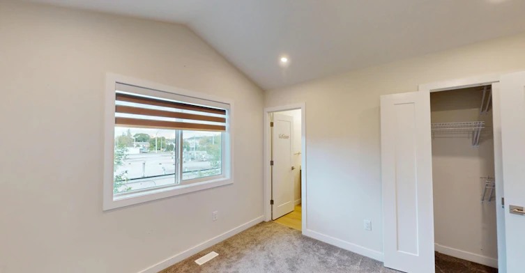 15818 100a Avenue NW, Edmonton, AB, T5P 0L8 - 10