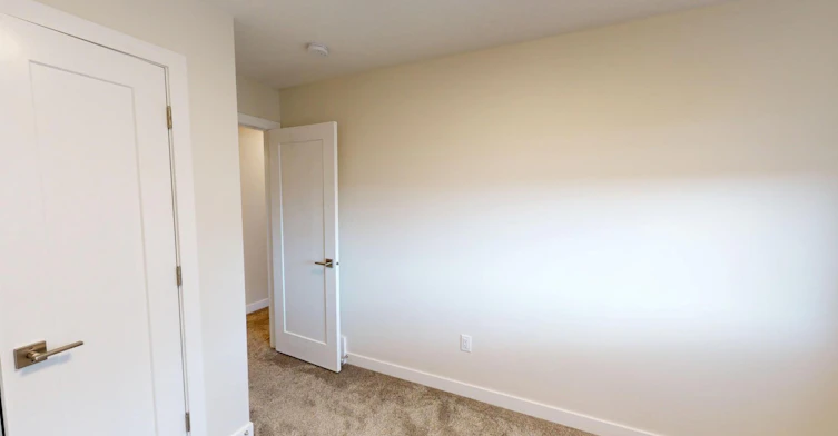15818 100a Avenue NW, Edmonton, AB, T5P 0L8 - 12