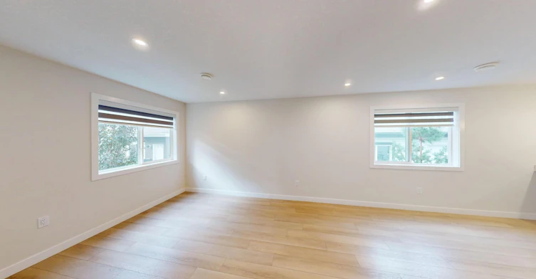 15818 100a Avenue NW, Edmonton, AB, T5P 0L8 - 4