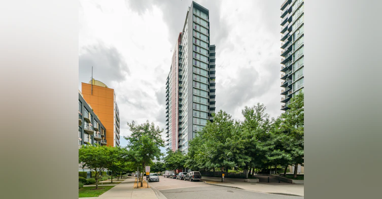 305-8 Smithe Mews, Vancouver, BC, V6B 0A5 - 2