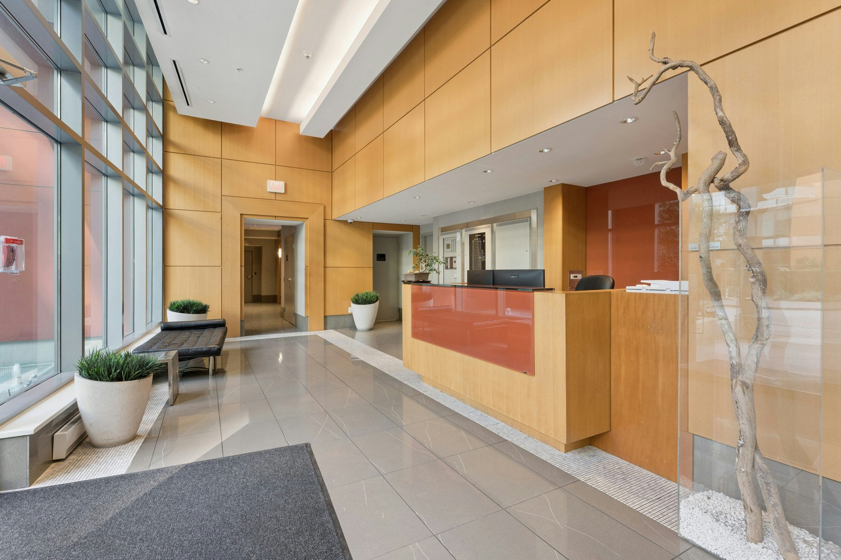 305-8 Smithe Mews, Vancouver, BC, V6B 0A5 - 5