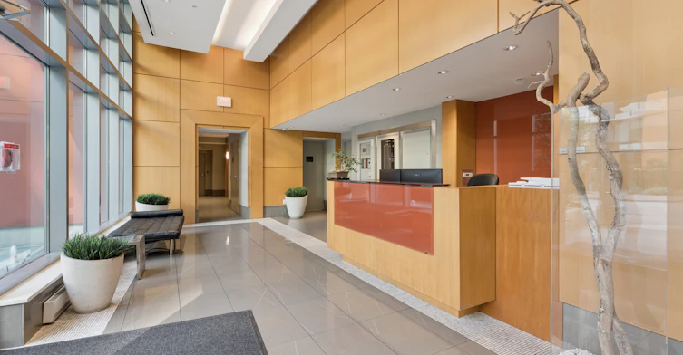 305-8 Smithe Mews, Vancouver, BC, V6B 0A5 - 5