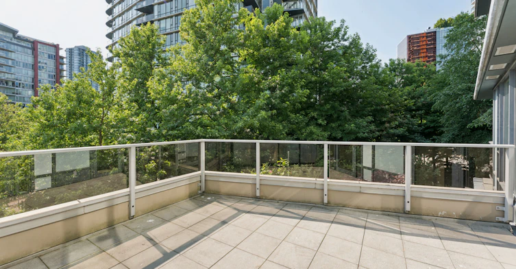 305-8 Smithe Mews, Vancouver, BC, V6B 0A5 - 24