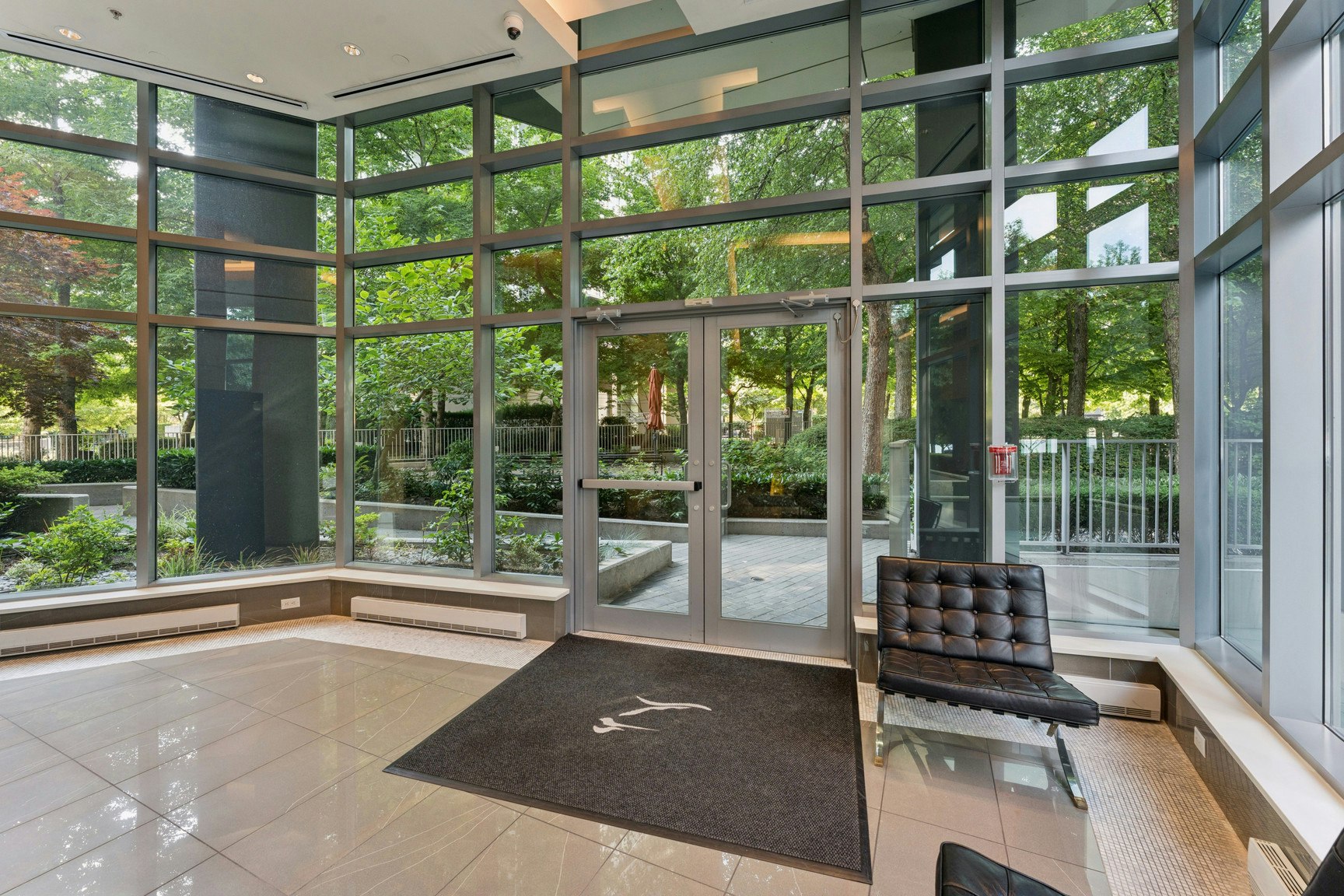 305-8 Smithe Mews, Vancouver, BC, V6B 0A5 - 4