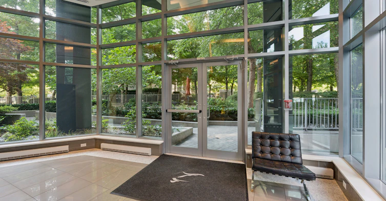 305-8 Smithe Mews, Vancouver, BC, V6B 0A5 - 4