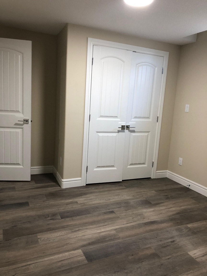 1410 17 Avenue Northwest, Edmonton, AB, T6T 2N6 - 3