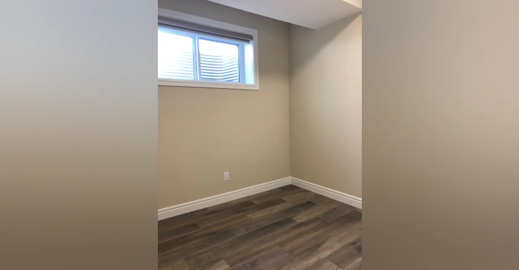 1410 17 Avenue Northwest, Edmonton, AB, T6T 2N6 - 6