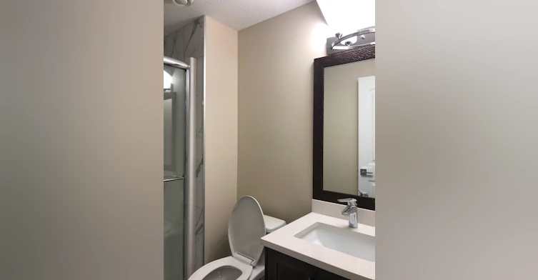 1410 17 Avenue Northwest, Edmonton, AB, T6T 2N6 - 12