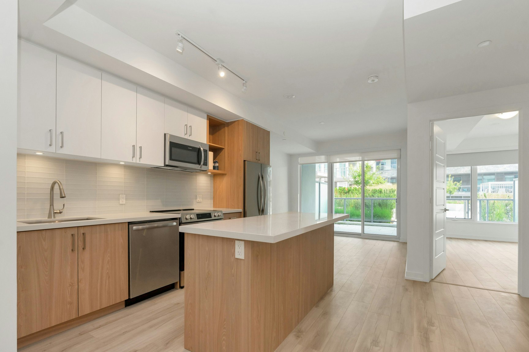 146-333 Sunseeker Avenue, Innisfil, ON, L9S 0R6 - 2