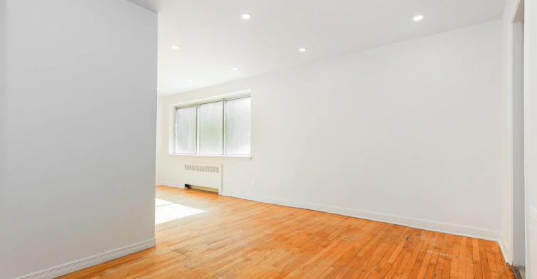 303-80 Des Pins Avenue Ouest, Montréal, QC, H2W 1R1 - 5