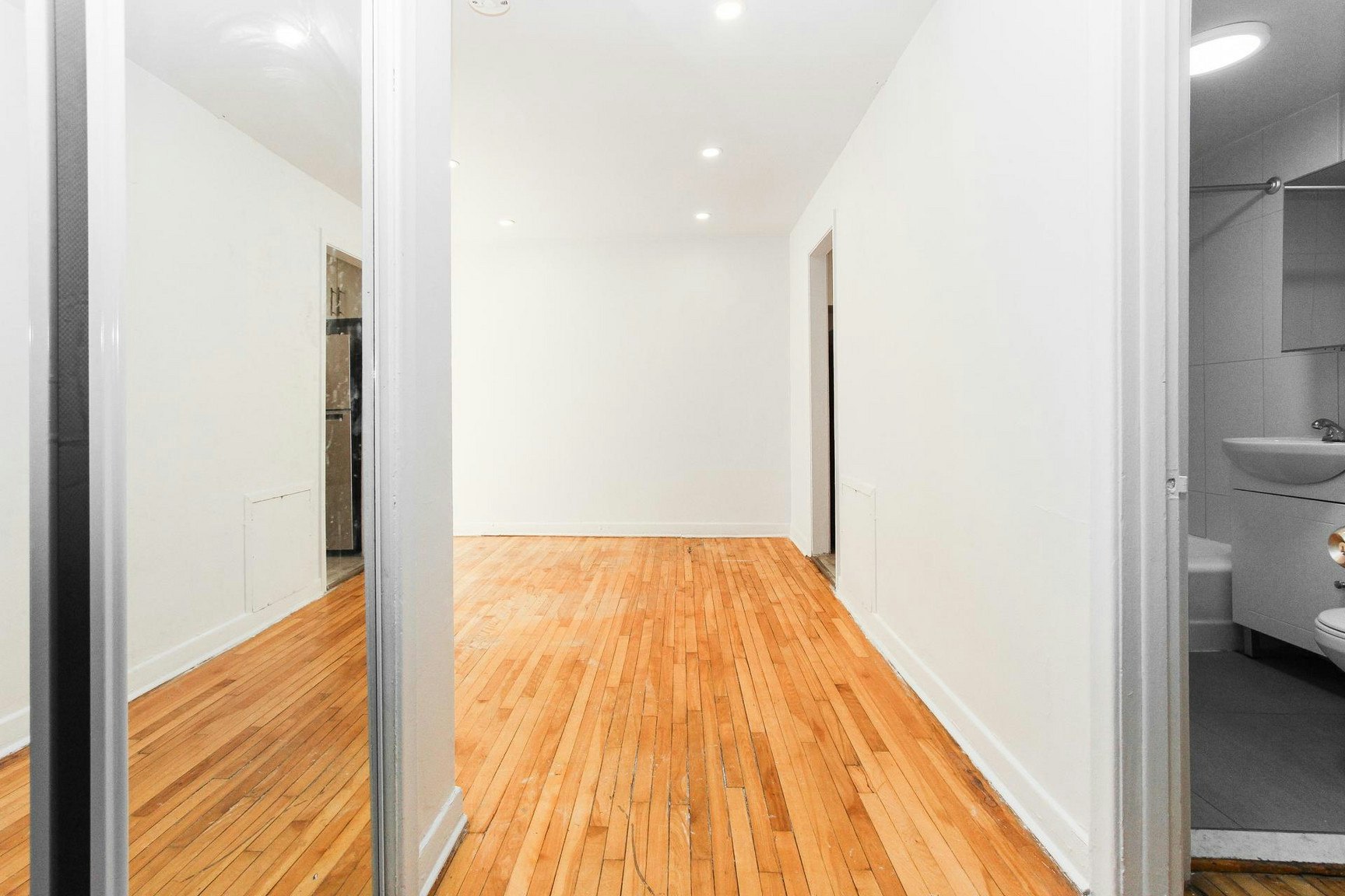 303-80 Des Pins Avenue Ouest, Montréal, QC, H2W 1R1 - 13