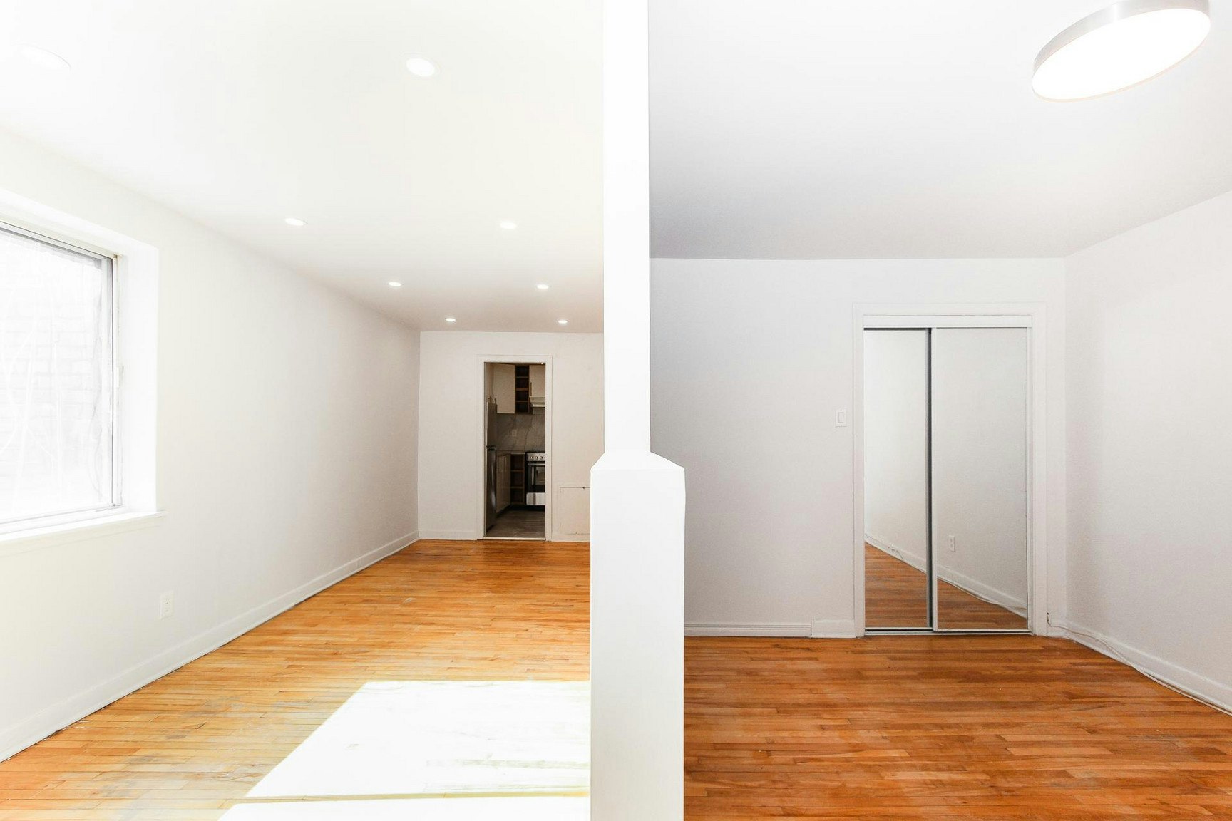 303-80 Des Pins Avenue Ouest, Montréal, QC, H2W 1R1 - 9