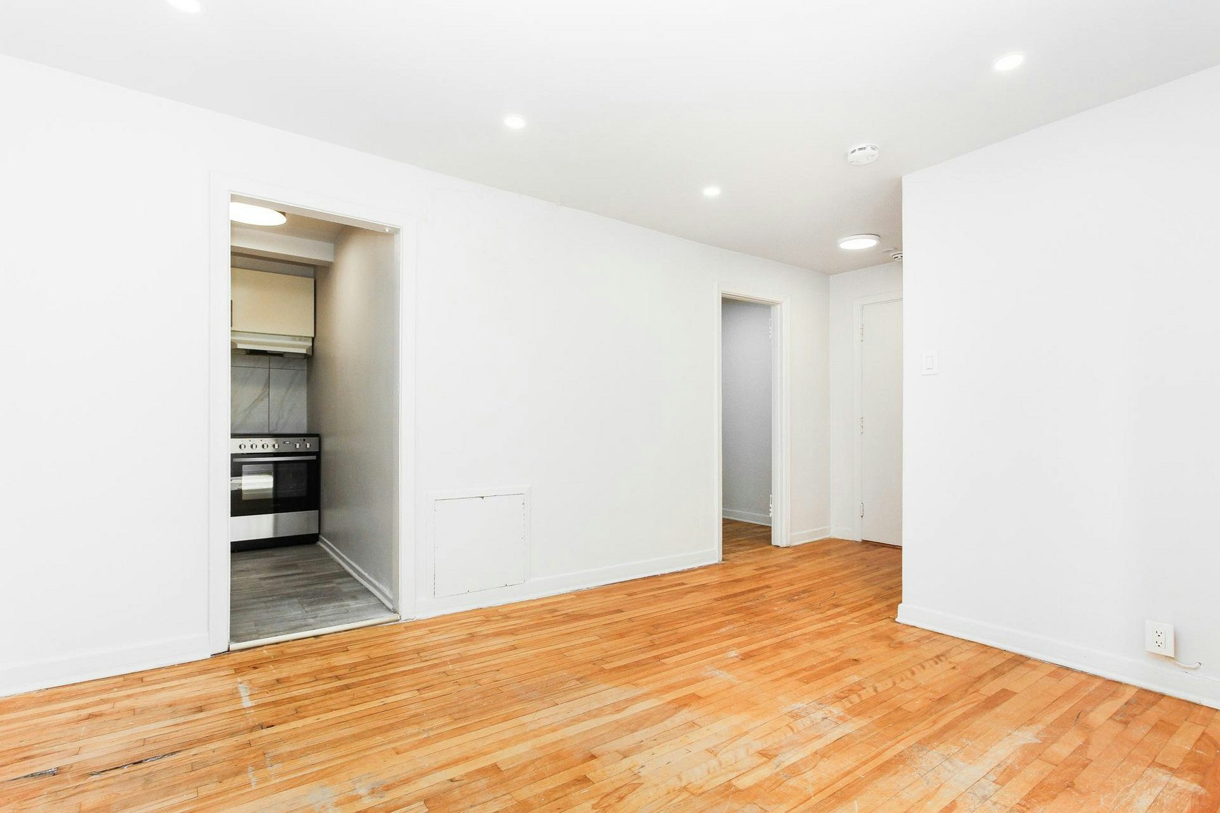 303-80 Des Pins Avenue Ouest, Montréal, QC, H2W 1R1 - 17