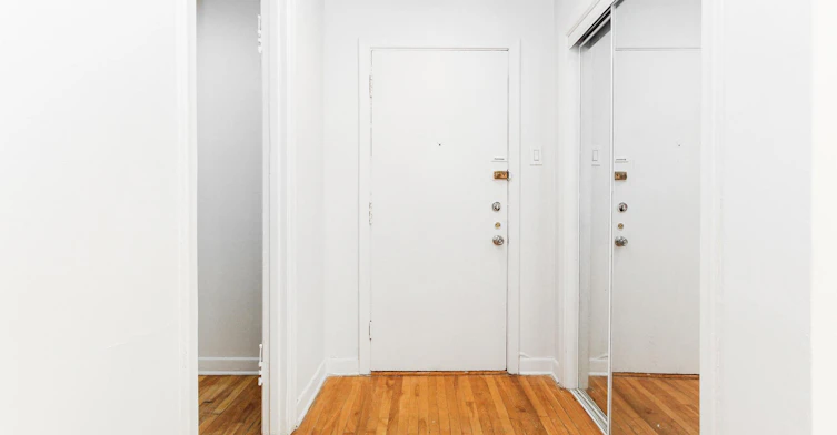303-80 Des Pins Avenue Ouest, Montréal, QC, H2W 1R1 - 6
