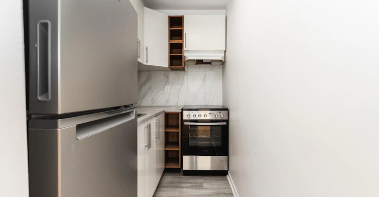 303-80 Des Pins Avenue Ouest, Montréal, QC, H2W 1R1 - 3