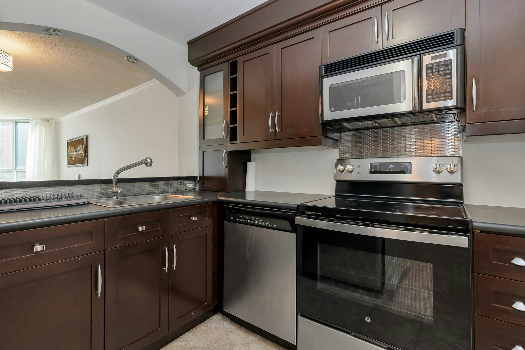 609-140 Dunlop Street East, Barrie, ON, L4M 6H1 - 11