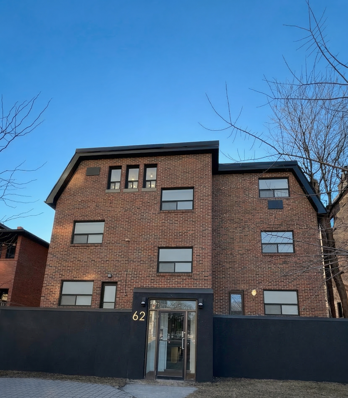 105-62 Triller Avenue, Toronto, ON, M6R 2H8 - 10