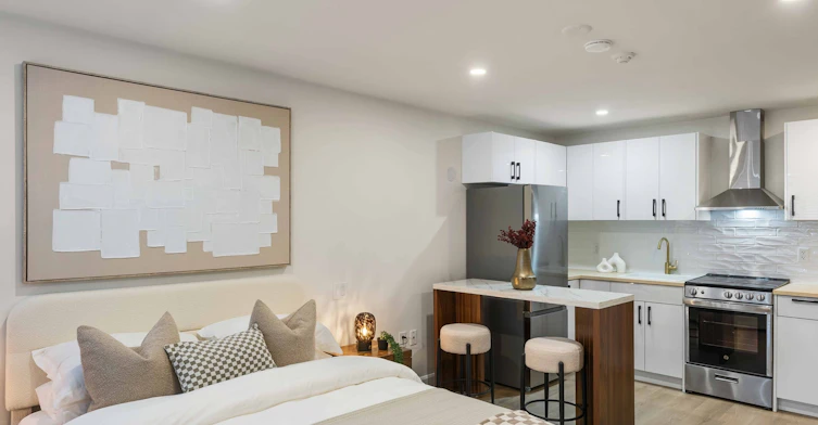 123-7800 Lundy's Lane, Niagara Falls, ON, L2H 1H1 - 2