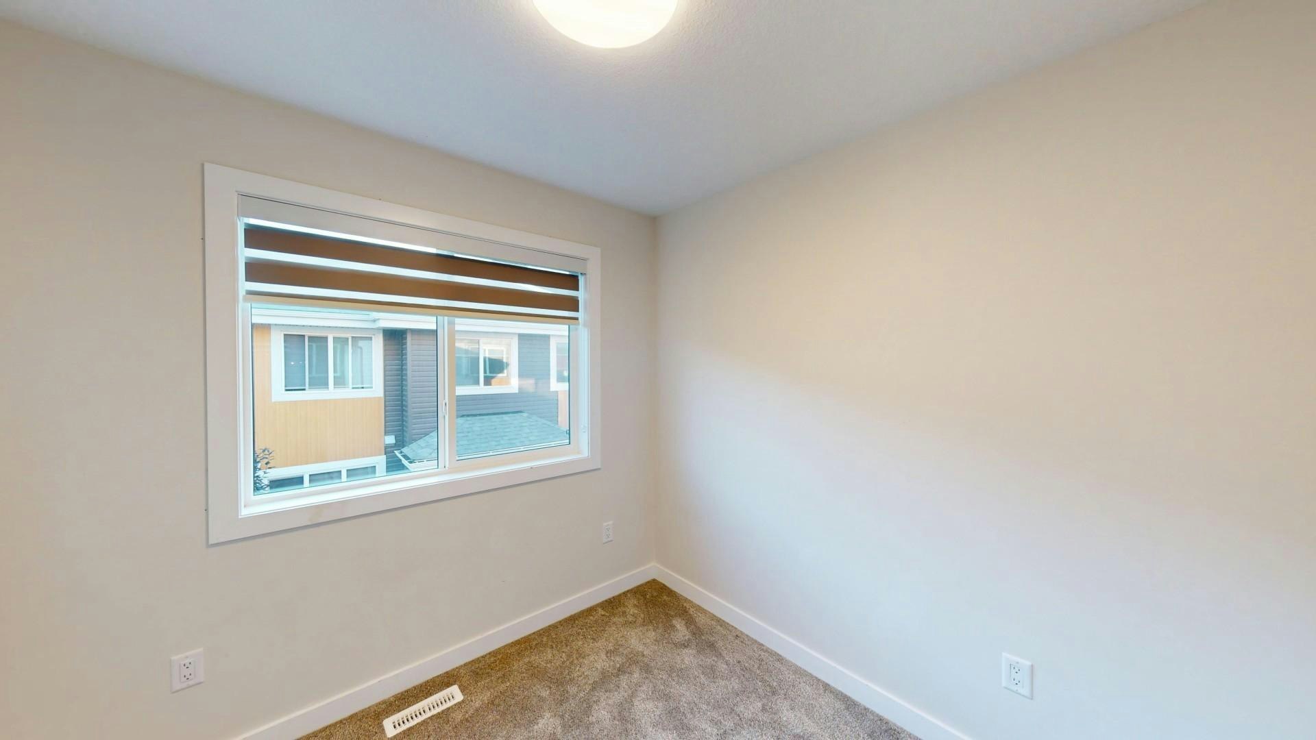 15816 100a Avenue NW, Edmonton, AB, T5P 0L8 - 9