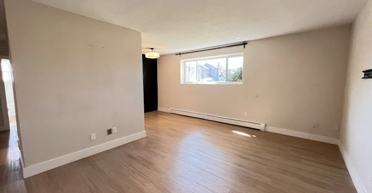 2-1 Barton Street, St. Catharines, ON, L2R 2P9 - 7