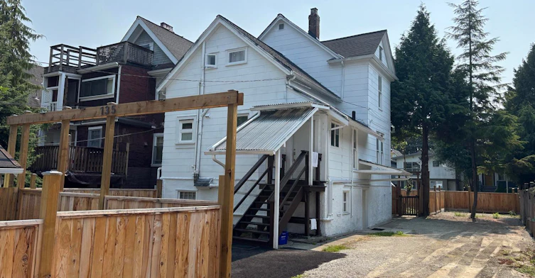 135 West 12th Avenue, Vancouver, BC, V5Y 1T6 - 11