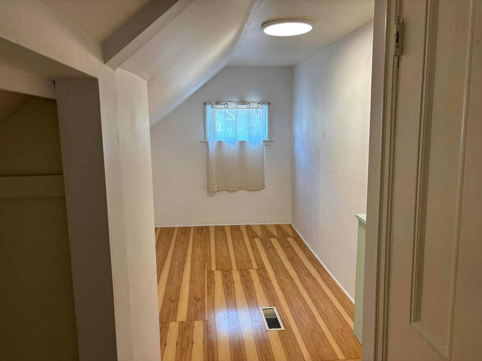 135 West 12th Avenue, Vancouver, BC, V5Y 1T6 - 51