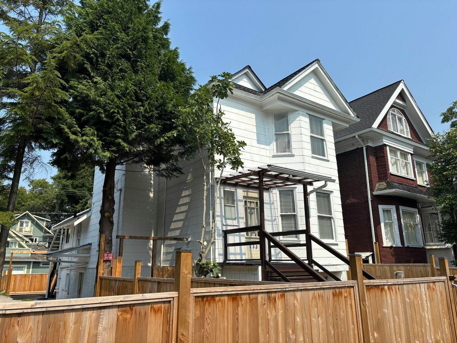135 West 12th Avenue, Vancouver, BC, V5Y 1T6 - 4