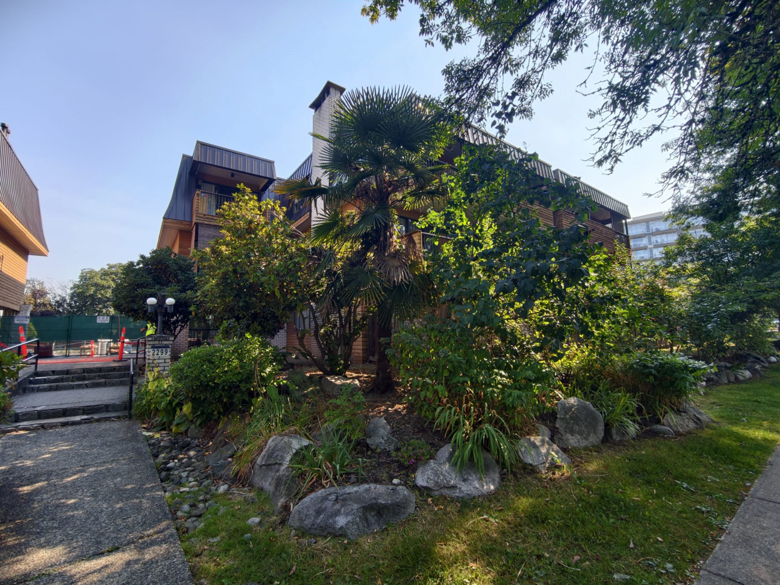 2299 East 30th Avenue, Vancouver, BC, V5N 5N1