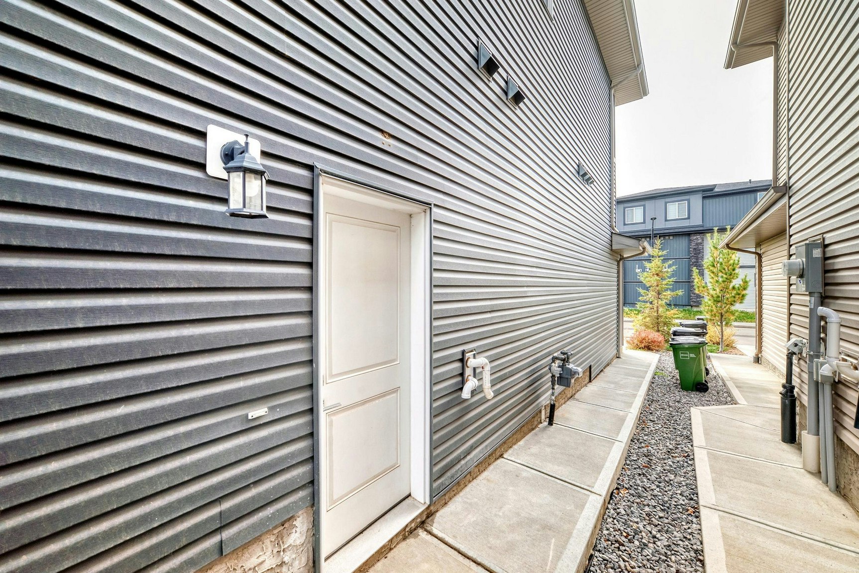 7706 Koruluk Lane Southwest, Edmonton, AB, T6W 4R7