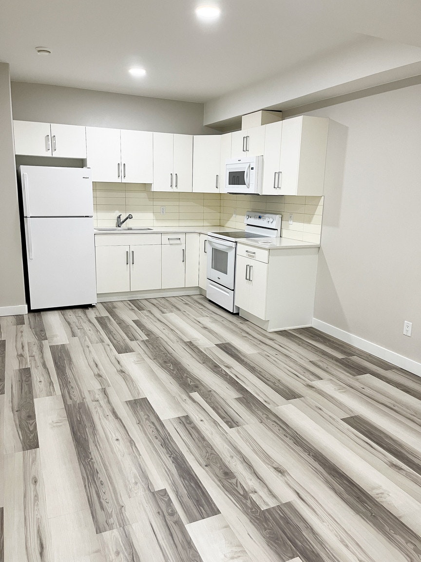 7706 Koruluk Lane Southwest, Edmonton, AB, T6W 4R7