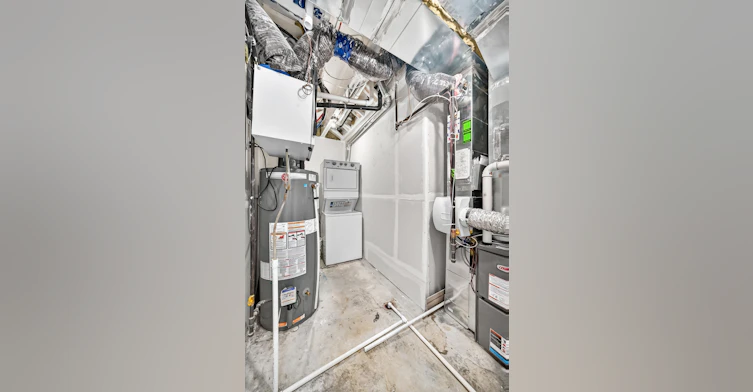 7706 Koruluk Lane Southwest, Edmonton, AB, T6W 4R7 - 2