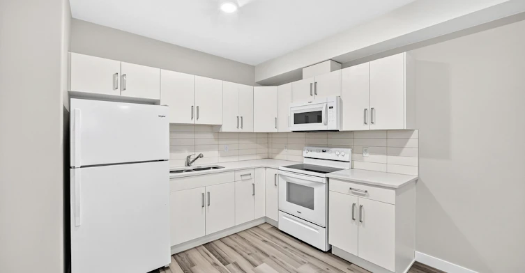 7706 Koruluk Lane Southwest, Edmonton, AB, T6W 4R7 - 9