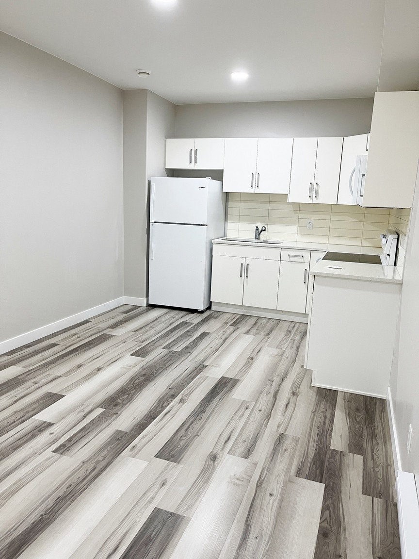 7706 Koruluk Lane Southwest, Edmonton, AB, T6W 4R7 - 3