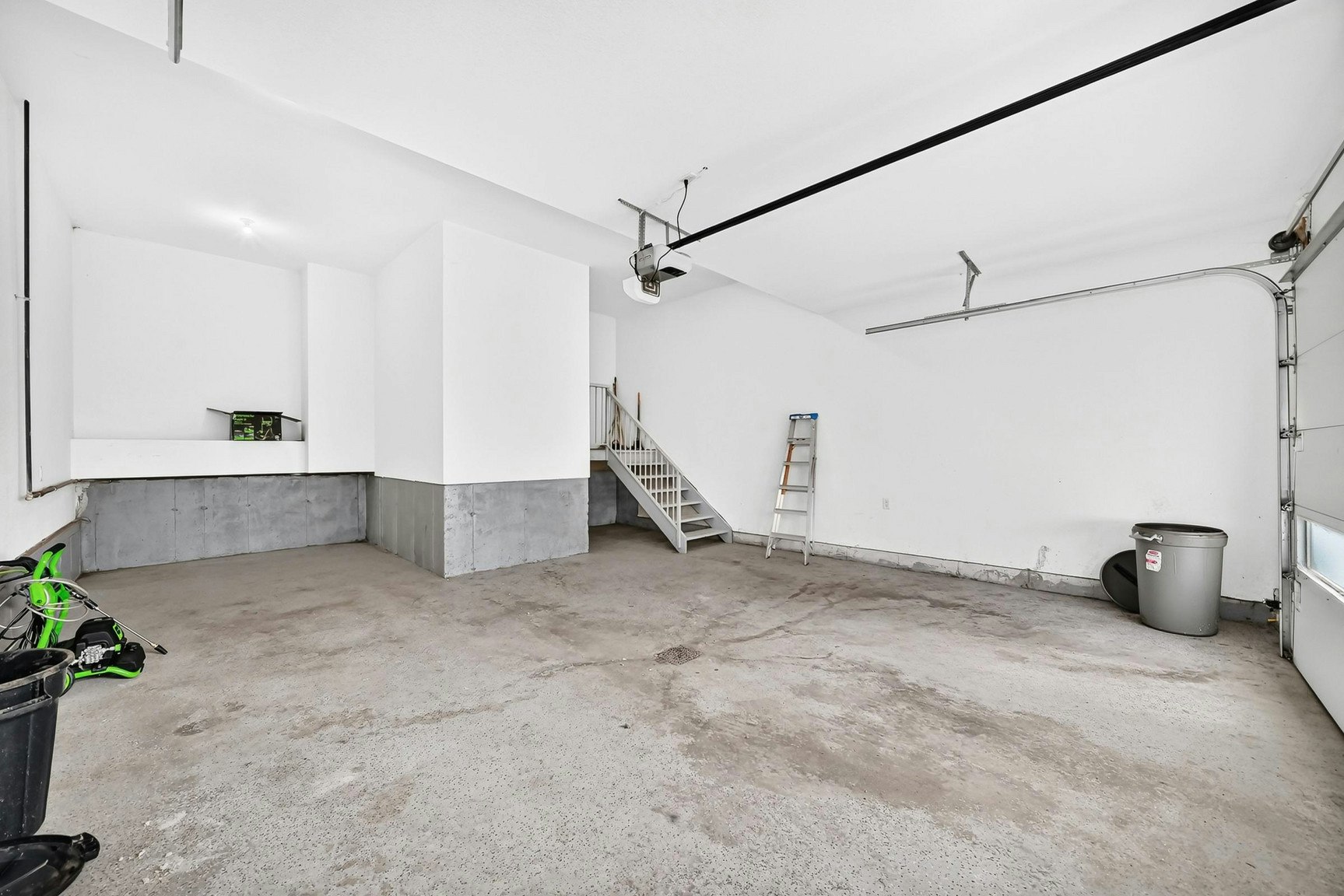 7706 Koruluk Lane Southwest, Edmonton, AB, T6W 4R7